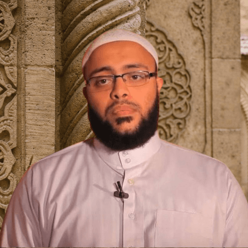 صورة قارئ القرآن طارق يوسف عرفه